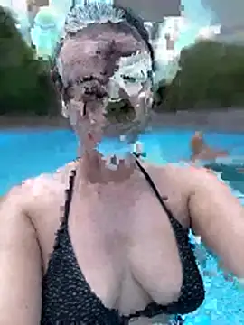 MaggyMayI webcam