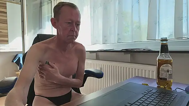 dudefemboy webcam