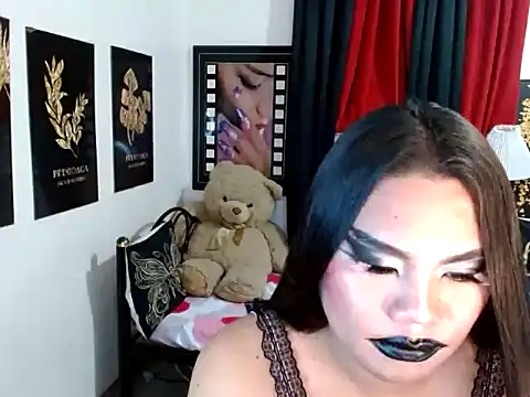 TSbrianaHugeCock webcam