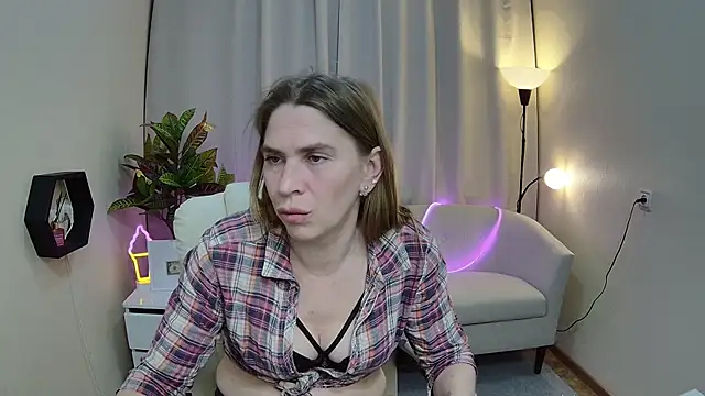 TessaDaybreak webcam
