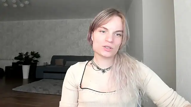 milliKira006 webcam