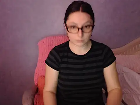 LuckyLisa23 webcam