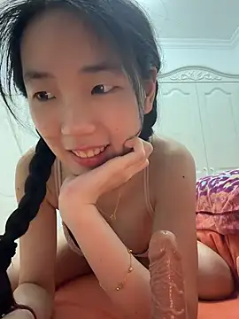 美女TinyBabe在线直播