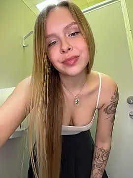 Liza_risky webcam