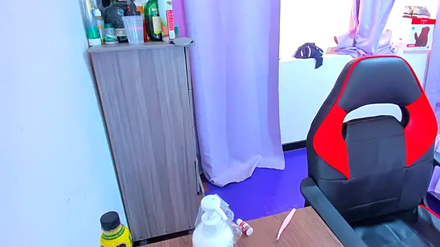 Luna_Analya webcam