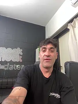 Elnonoykeila77 webcam