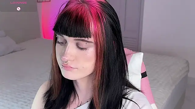 Vailyreb_ webcam