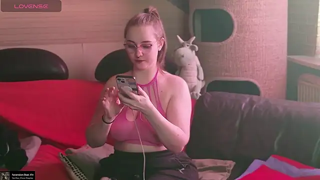 GamerGirl_Eve webcam