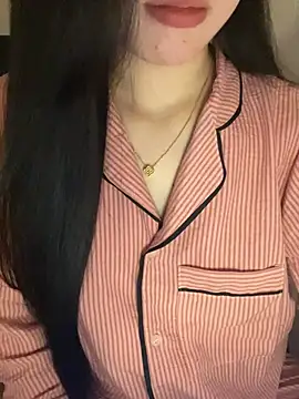 Neylla_ Stripchat cam model