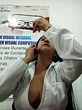 _Dr-Luna_1 webcam