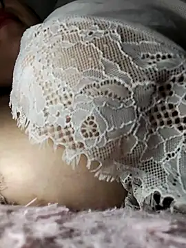 LucyDiamonds1 webcam