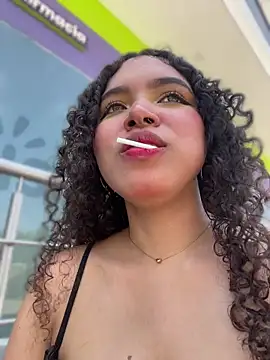 EloiseSweetxx webcam