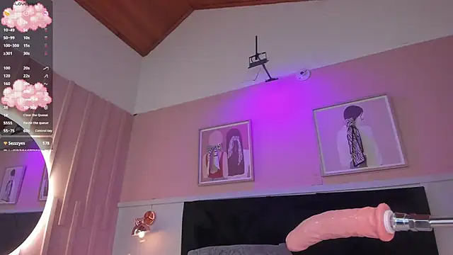 elodie_walker webcam