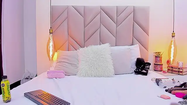 IsabellaFoox webcam