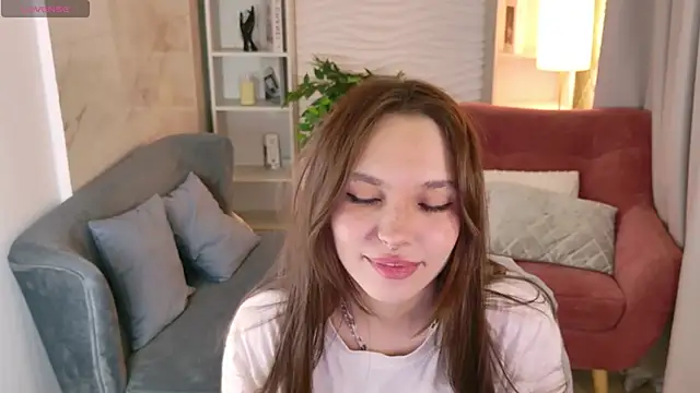 ChloeSunny webcam