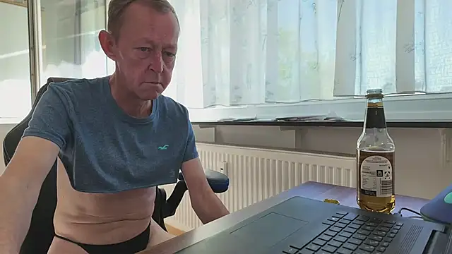 dudefemboy webcam