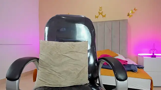 Nascary_Fox webcam