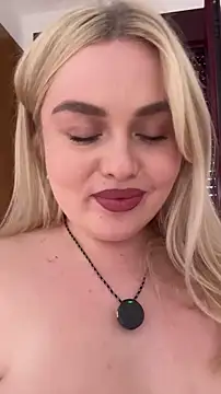 April_Vancee webcam