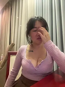 Molly-xiao webcam