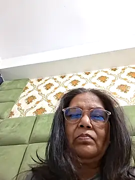 Shalini3456 webcam