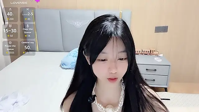 美女Yanyan39677在线直播