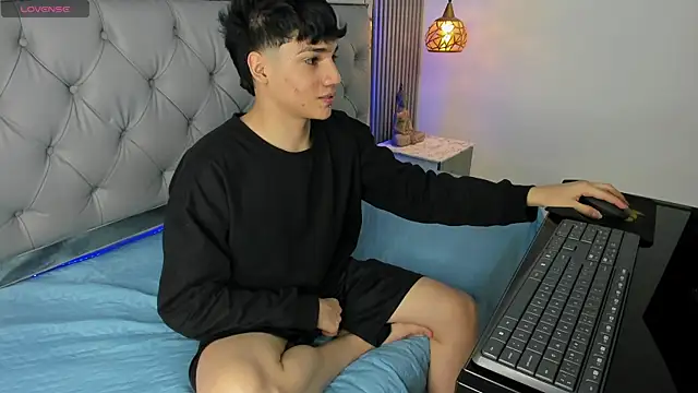 SamBlack_ webcam