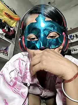 Shalini_gi webcam