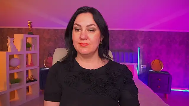 VelvetLuck webcam