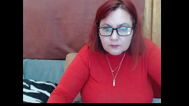 PlayfullMature webcam