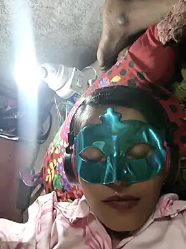 Shalini_gi webcam