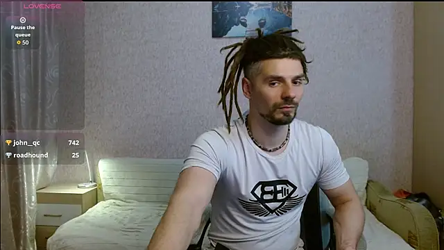 Aestheticguy101 webcam
