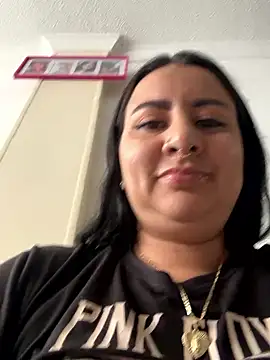 Abril_Luv webcam