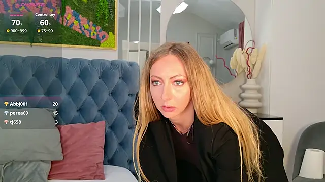 SiennaPierce webcam