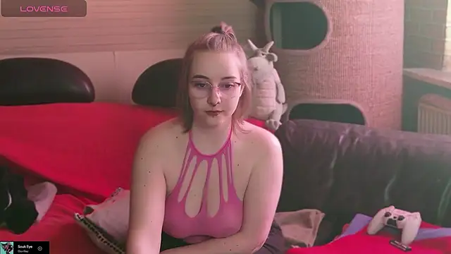 GamerGirl_Eve webcam