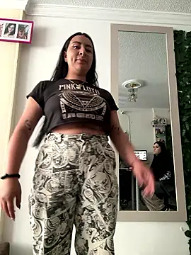 Abril_Luv webcam