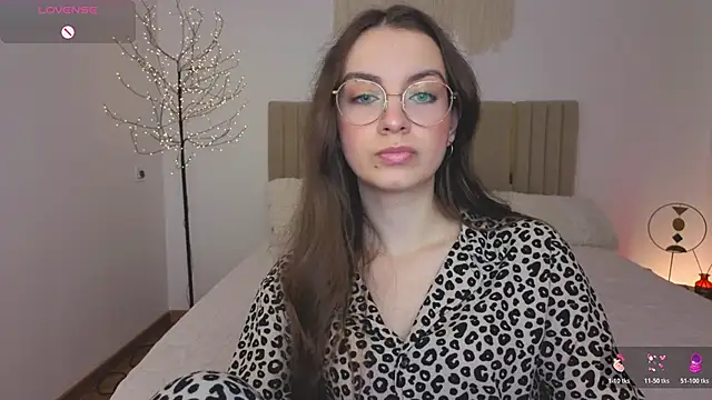 Real_cutie1 webcam