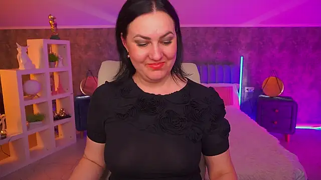 VelvetLuck webcam