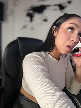 Isabella-Teen webcam