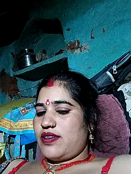 Hot_kamla