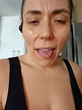 Ellie-Elizabeth webcam