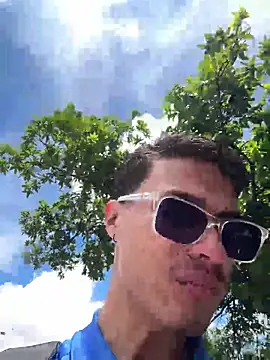 TavoHot_ webcam