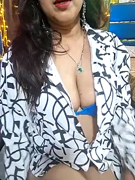 alinaarora (F milf) - Pussy ice show