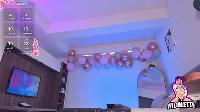 nicolette_tay webcam