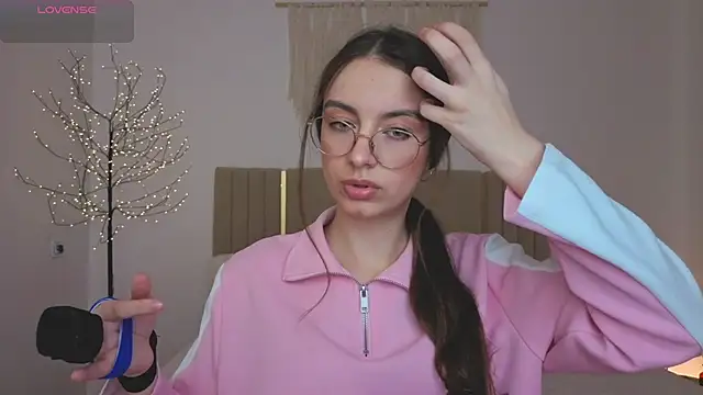 Real_cutie1 webcam