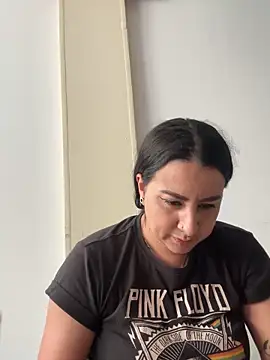 Abril_Luv webcam