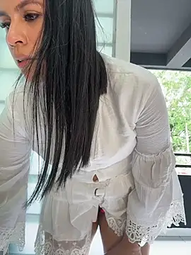sofia_convers (Ask my age) - my pussy loves your attention 😏💦