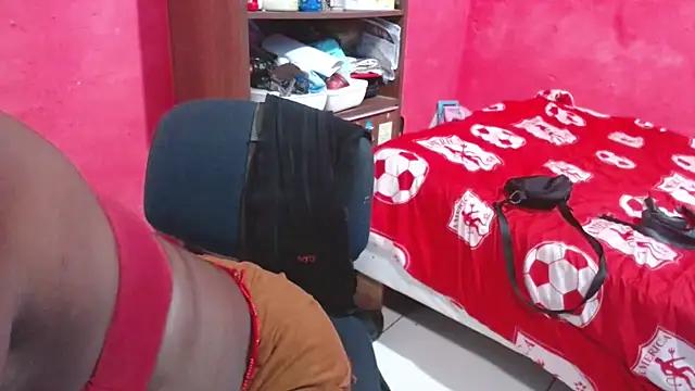 loretybig webcam
