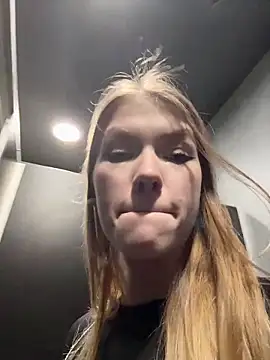 Risky_Mia69 webcam