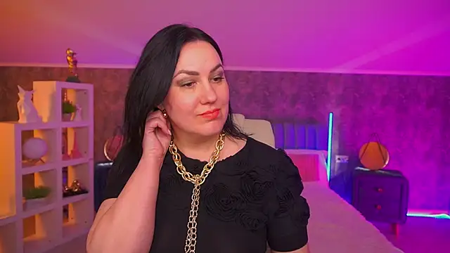 VelvetLuck webcam