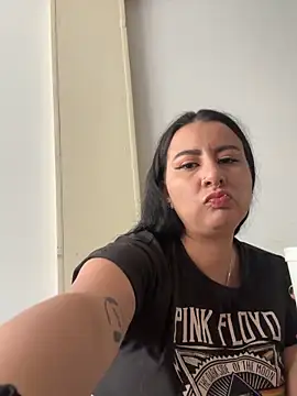 Abril_Luv webcam